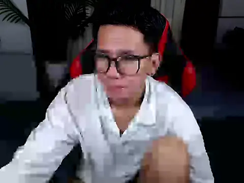 drinkmycumx webcam