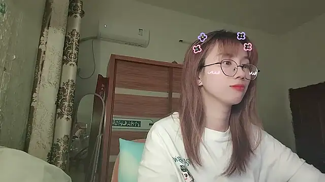 Lili_666 webcam
