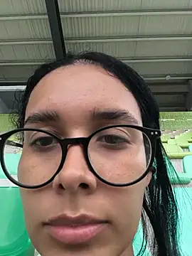 Annya-sweet webcam