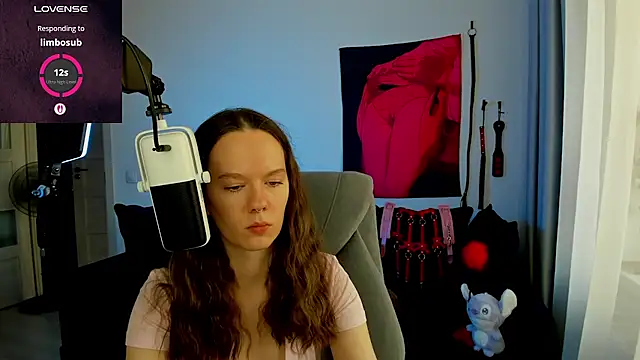 Goddess_of_Fertility webcam