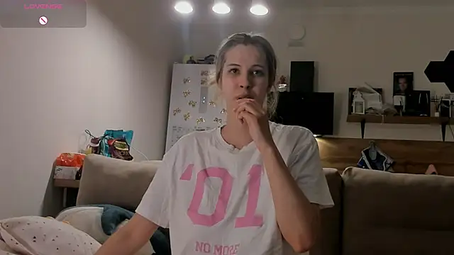 webcam sex Girl Alone Home