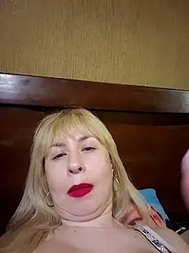 SelinaLovqx webcam