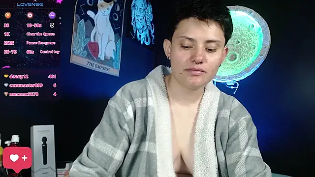 real web cam Girl Intense444