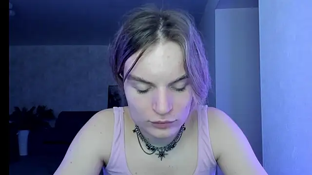 milliKira006 webcam