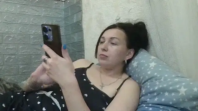 DanaNeon webcam