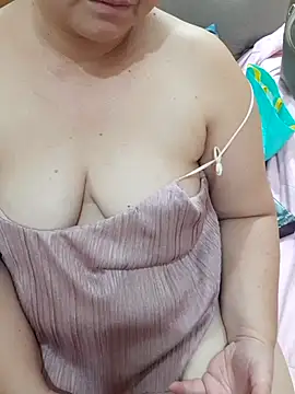 Yummyamasha webcam