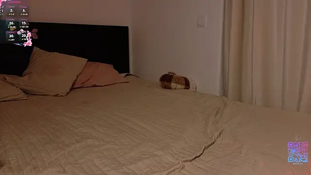 HazelHayesss webcam