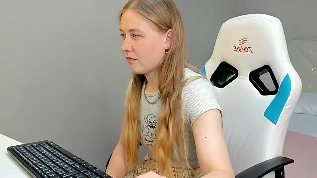 Olivia_Iv webcam