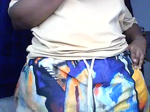 slutty_pips webcam