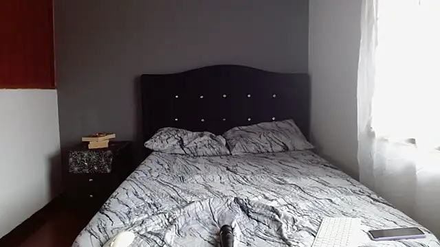 Emilia_1995 webcam