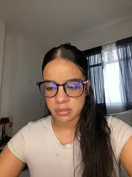 trianawhite webcam