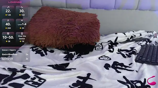 charlotte_brawn webcam