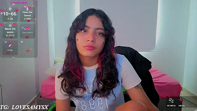 Lovelyamyy webcam