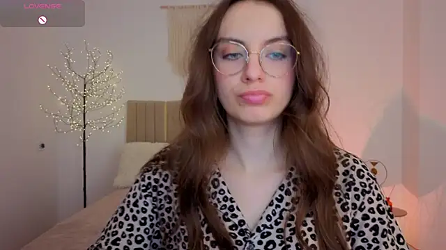 Real_cutie1 webcam