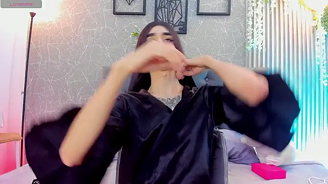 lana_gill1 webcam