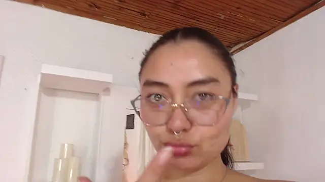 _Kim__M webcam