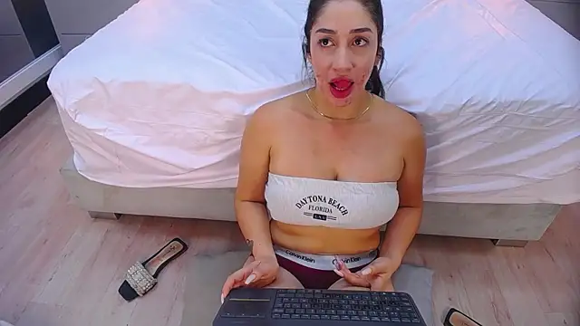 Amber_Dolls webcam