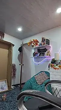HunnyyLove webcam