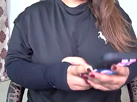 SultryAmaira webcam