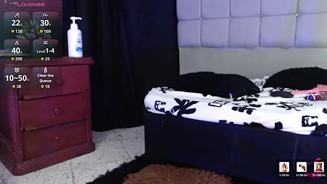 charlotte_brawn webcam