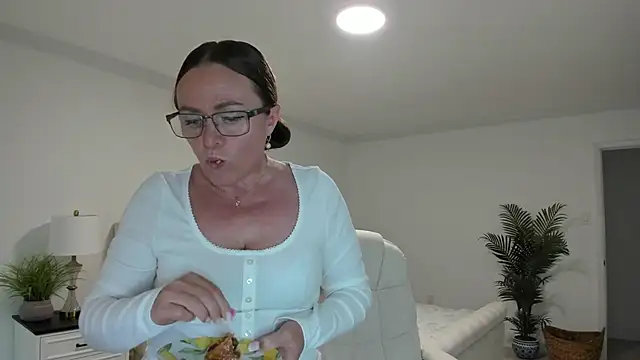 Vika73 webcam