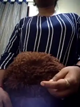Saniya_Gs webcam