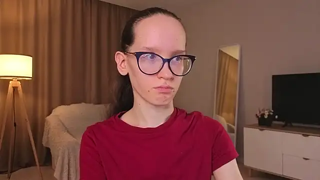 BettyBrowni webcam