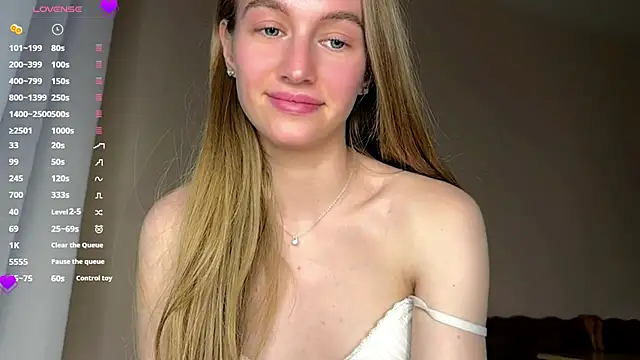 viktoria_vibes (F teen) - remove the straps from the top