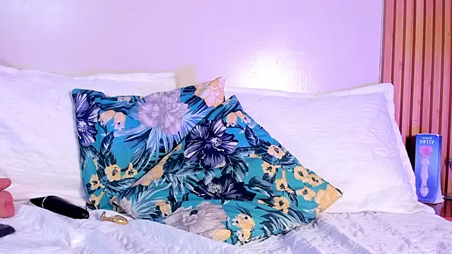 Ginger_Winn webcam