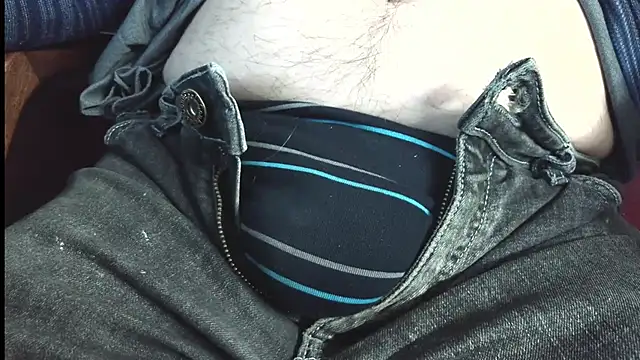 hairyandtiny webcam