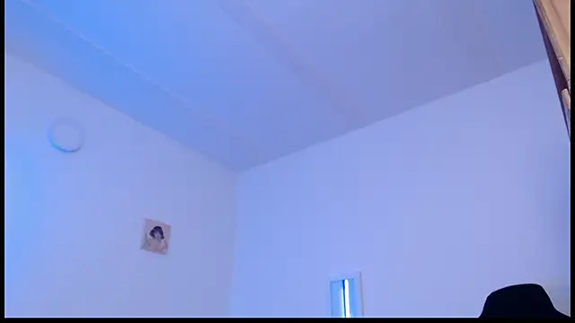 lizzy-c-e-e webcam