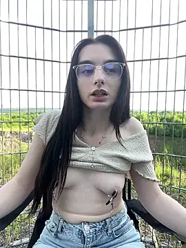 AdelinaAlia webcam