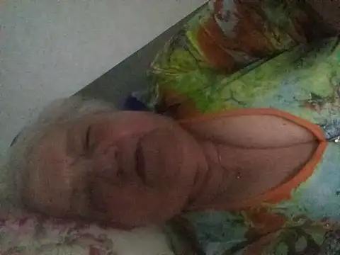 HapinessLovee webcam