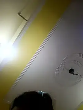 Cute_avni099 webcam