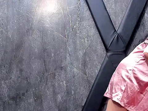Lila_Horney webcam