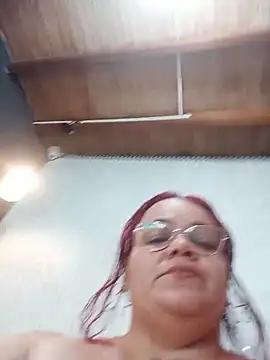 OneLustyBBW webcam