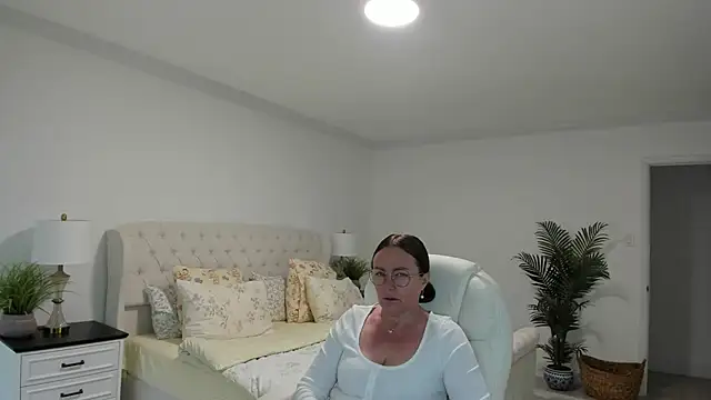 Vika73 webcam
