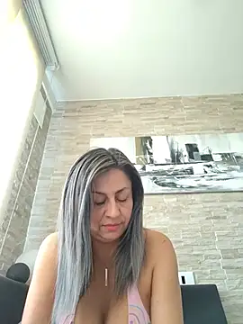 Latiinvenushot webcam