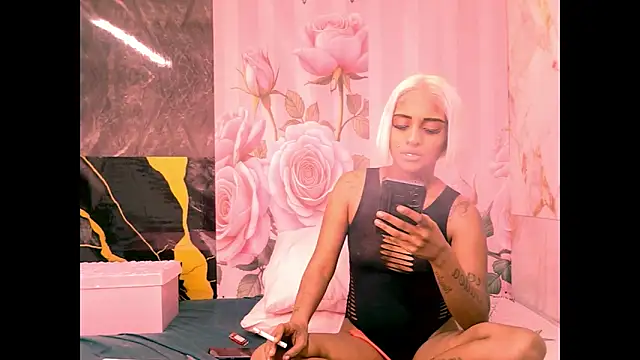 indian_barbie webcam