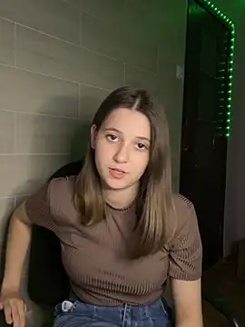 Blossom_Emily webcam