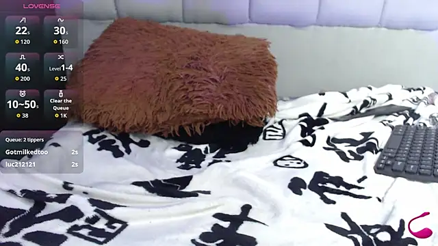 charlotte_brawn webcam