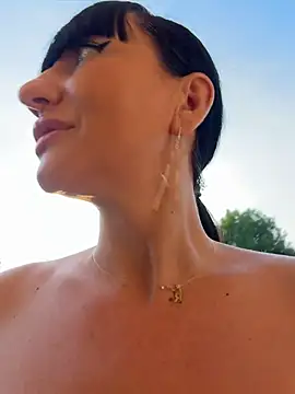mysticcleo (F milf) - 🥳Festeggiamo insieme il mio onomastico