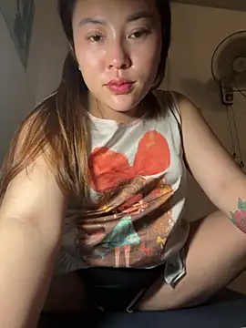 Lina-Naughty
