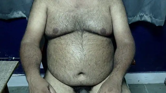 hairysubcub_70 - Hairysubcub_70's free webcam - UK Sex Cams