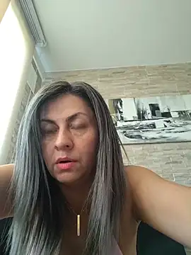 Latiinvenushot webcam