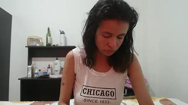 upskirt webcam Nathaly Jones 