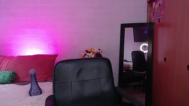 Amy66 webcam