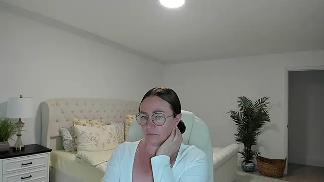 Vika73 webcam