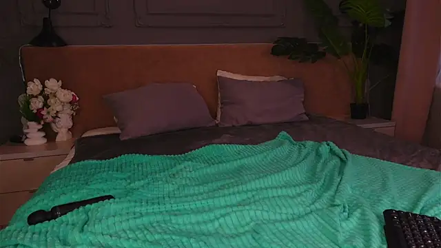 Liv_Fay webcam