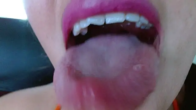 miss_evoleth2 webcam